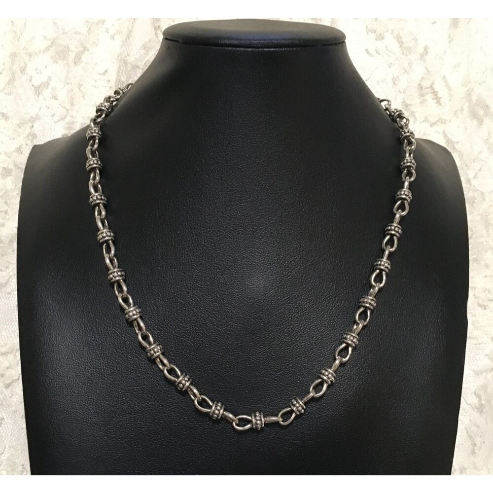 Vintage Premier Designs Silver tone Necklace 18" long